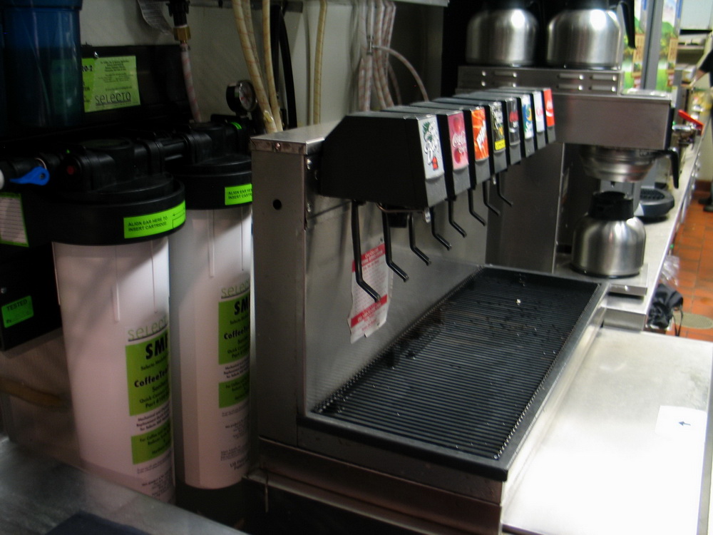 餐饮业用户：咖啡机供水处理插图